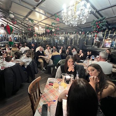 Albergo Ristorante La Torretta Кастильоне дей Пеполи Екстериор снимка